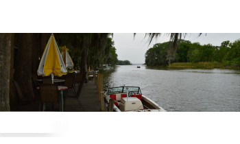Palm Gardens Restaurant and Marina boat rental operation on Tavares, FL 1