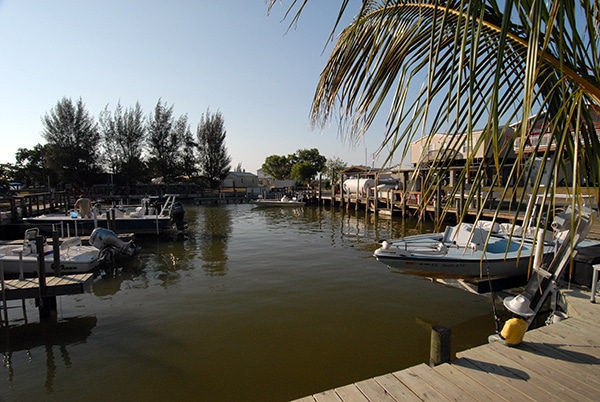 Parkway Motel & Marina