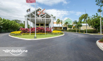 Bluegreen Vacations Hammocks At Marathon boat rental operation on Marathon, FL 4