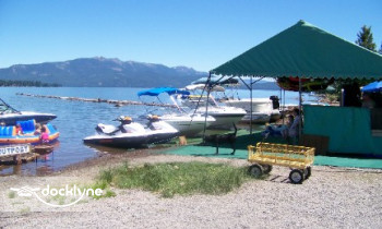 Majors Outpost @ Plumas Pines Resort boat rental operation on Canyondam, CA 1