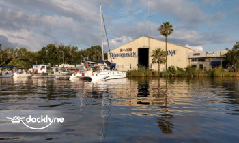 Riverhaven Marina boat rental operation on Homosassa, FL 1