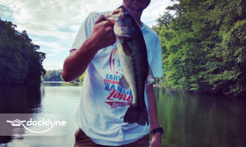 Signal Ridge Marina boat rental operation on Glenville, NC 4