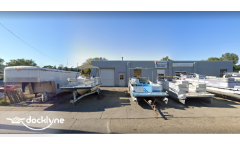 Muskegon Lake Boat Rentals boat rental operation on Muskegon, MI 6