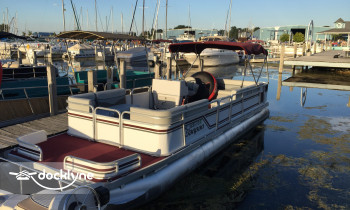 Muskegon Lake Boat Rentals boat rental operation on Muskegon, MI 4