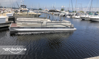 Muskegon Lake Boat Rentals boat rental operation on Muskegon, MI 5