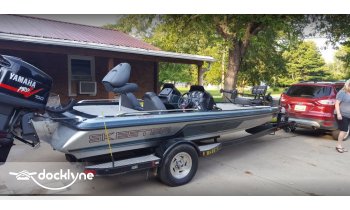 Lake Drive Marine boat rental operation on Coldwater, MI 4