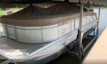 Mac Donald Marine Inc boat rental operation on Frankfort, MI 3