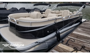 LaPrade's Marina boat rental operation on Clarkesville, GA 5
