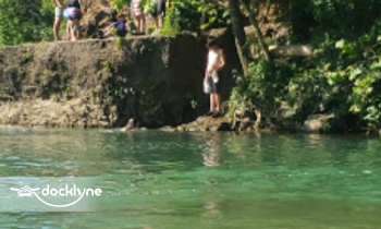 Harvey's Alley Springs Canoe Rental boat rental operation on Eminence, MO 5