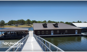 Harbor Marina boat rental operation on Hermitage, MO 3