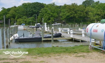 Aqualand Marina boat rental operation on Newburg, MD 7