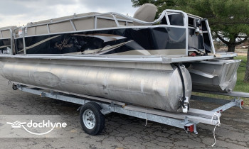 MD test boat rental operation on Miami, FL 1