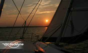 Eleven11Operation boat rental operation on Chicago, IL 4