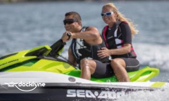 TestMkForeverFun boat rental operation on Chicago, IL 1