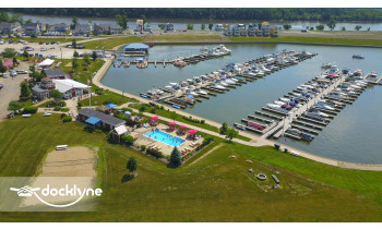 Heritage Harbor Ottawa boat rental operation on Ottawa, IL 5