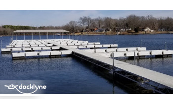 Mack’s Marina boat rental operation on Marion, IL 2