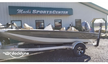 Mack’s Marina boat rental operation on Marion, IL 1