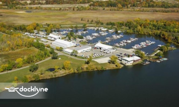 Starved Rock Marina boat rental operation on Ottawa, IL 1