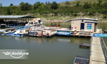 Wildcat Marina boat rental operation on Manhattan, KS 3