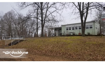West KY Pontoon Boat Rentals boat rental operation on Benton, KY 2