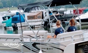 Latha Operations boat rental operation on Marco Island, FL 1