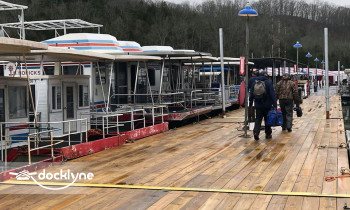 Hendricks Creek Resort boat rental operation on Burkesville, KY 4