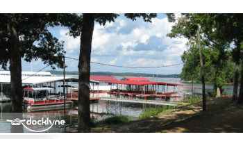 Hester’s Resort & Marina boat rental operation on Benton, KY 1