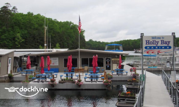 Holly Bay Marina boat rental operation on London, KY 2