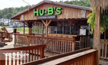 Hu-B's at Kuttawa Harbor boat rental operation on Kuttawa, KY 1