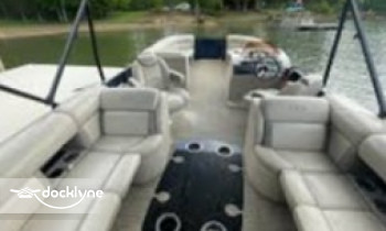 California Marina boat rental operation on Charlotte, NC 1