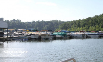 Nick's Boat Dock boat rental operation on McDaniels, KY 2