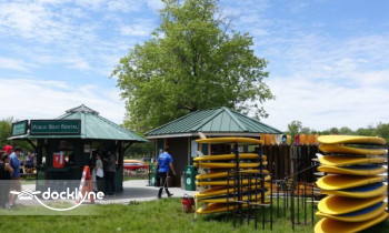 Charles River Canoe & Kayak : Allston Brighton boat rental operation on Boston, MA 1