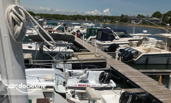 Stonebridge Marina boat rental operation on Onset, MA 1