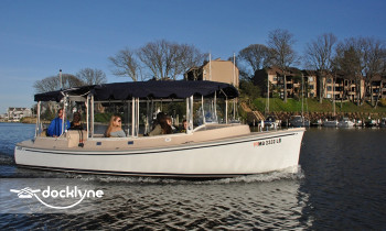 Annapolis Electric Boat Rentals boat rental operation on Annapolis, MD 5