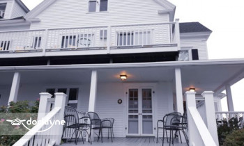 York Harbor Marine boat rental operation on York, ME 1