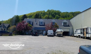 Betsie Bay Marina boat rental operation on Elberta, MI 1