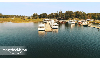 Northernaire Houseboats of Rainy Lake boat rental operation on International Falls, MN 4