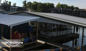 Aqua Toys Rentals boat rental operation on Osage Beach, MO 1