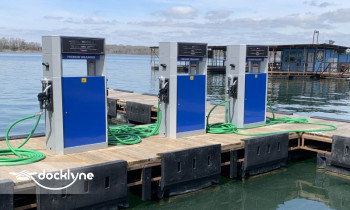 Table Rock Lake Pontoon Rentals @ Baxter Marina boat rental operation on Lampe, MO 1