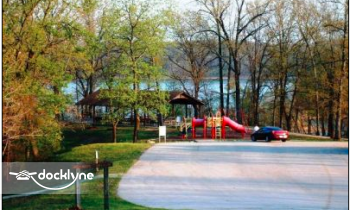 Breakin Waves Rentals boat rental operation on Williamsville, MO 8