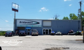 Bridgeport Boat Rentals boat rental operation on Osage Beach, MO 1