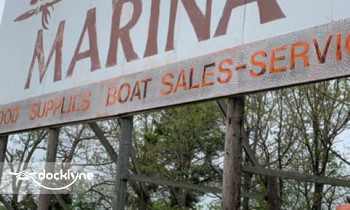 Indian Creek Marina boat rental operation on Monroe City, MO 10