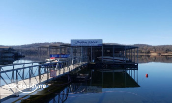 Indian Point Marina boat rental operation on Branson, MO 4