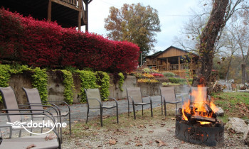 Lilleys' Landing Resort & Marina boat rental operation on Branson, MO 1