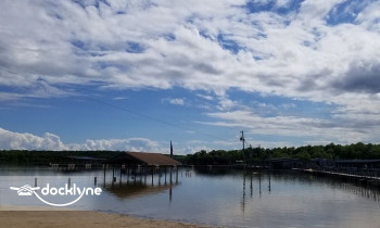 Sterett Creek Marina boat rental operation on Warsaw, MO 2