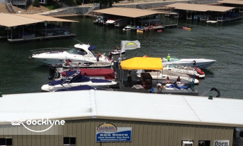 Big Thunder Marine - Glencove Marina boat rental operation on Lake Ozark, MO 4