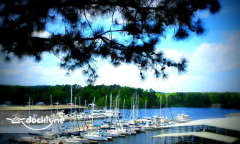 Safe Harbor Aqua Yacht boat rental operation on Iuka, MS 5