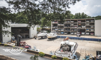 Safe Harbor Aqua Yacht boat rental operation on Iuka, MS 4