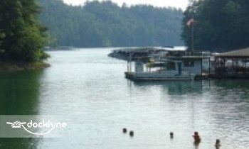 Dukes Hideaway Marina boat rental operation on Murphy, NC 1