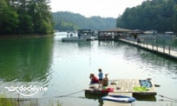 Dukes Hideaway Marina boat rental operation on Murphy, NC 2